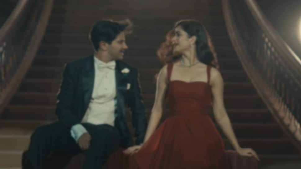 Dulquer Salmaan Unveils Romantic First Single 'Panimalare' From Period Drama Kaantha