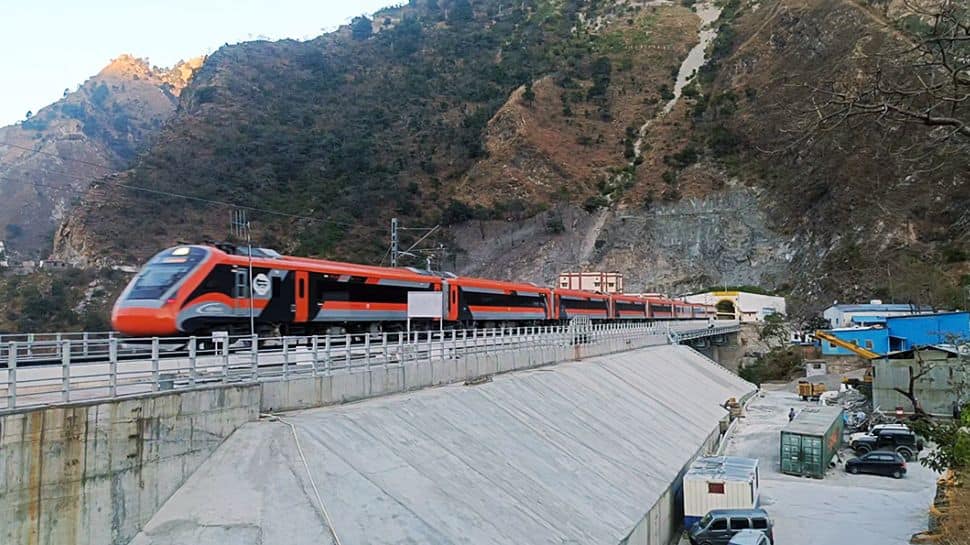 how-many-vande-bharat-train-services-are-now-operational-across-the