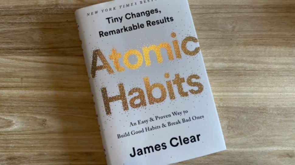 “Atomic Habits” by James Clear – Small Changes, Big Results