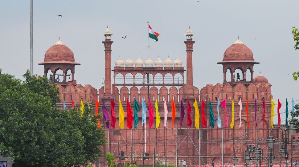 Independence Day 2025: Delhi Police Issues Traffic Advisory, Deploys Tight Security For Rehearsal