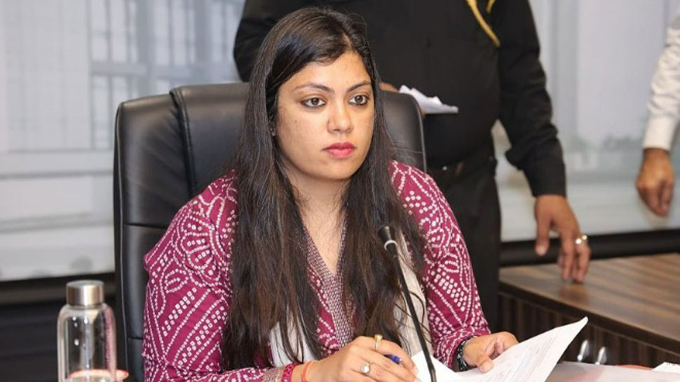 2014-batch IAS officer