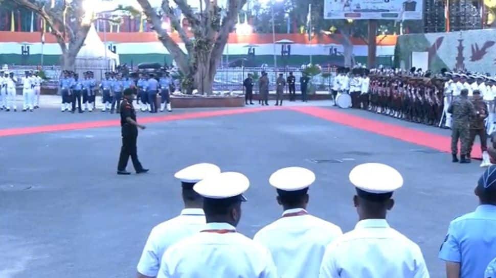 Delhi Metro To Begin 4 AM Services On Independence Day For Commuters