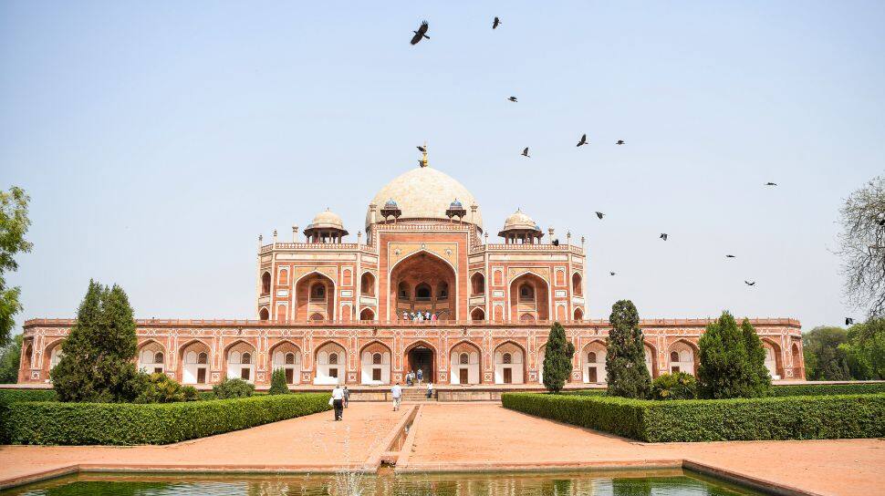 Dome Of Humayun’s Tomb Collapses In Delhi’s Nizamuddin; Several Feared Trapped