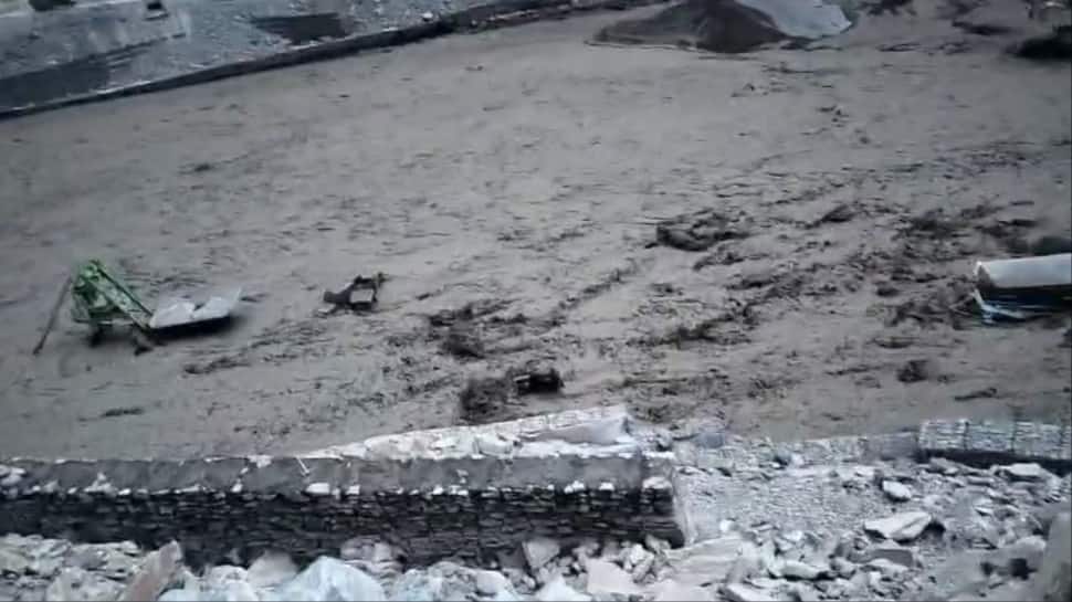 Multiple Flash Floods Hit HP`s Mandi, Triggering Landslides, Damaging Houses