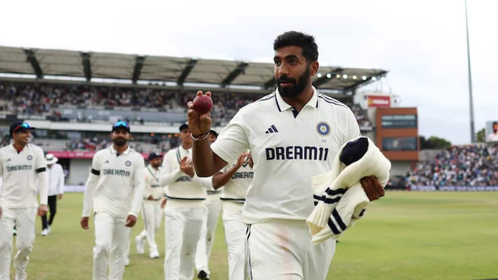 Aakash Chopra: Handle Bumrah with care; he's 24-carat gold