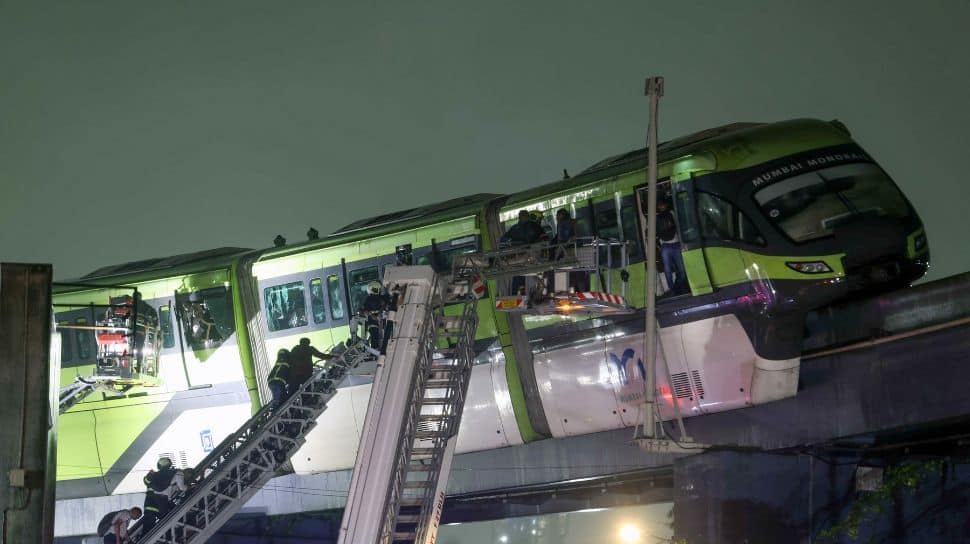 582 Passengers Rescued After Mumbai Monorail Breakdown, Probe Initiated