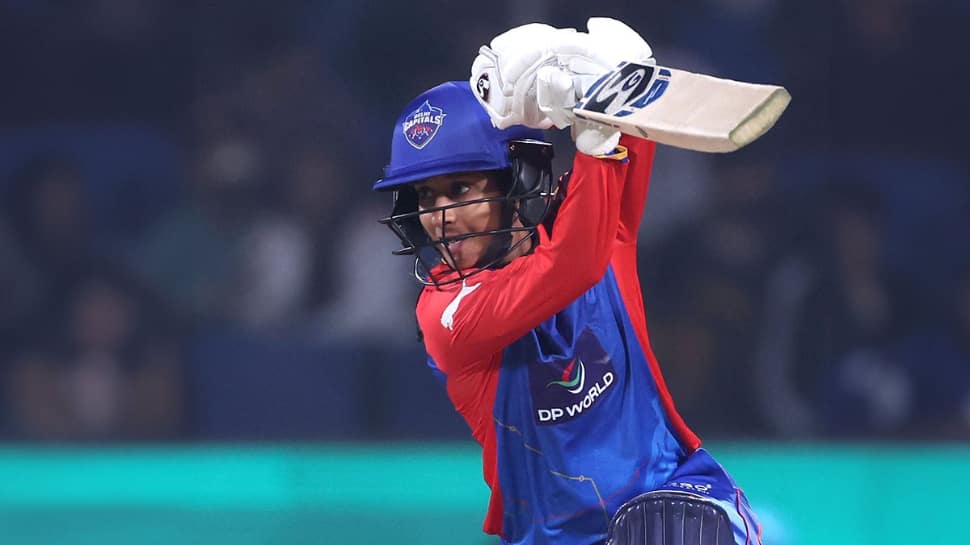 Delhi Capitals - 4 Players Delhi Capitals - 4 Players