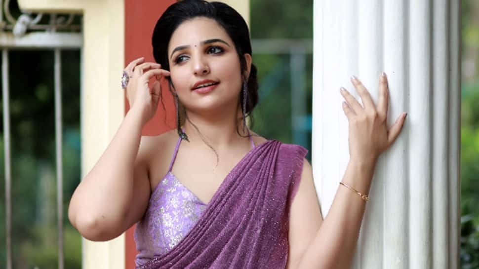 Malayalam Actress Accuses Youth Politician Of Sending Objectionable Messages, Says 'He Invited Me To A 5-Star Hotel'