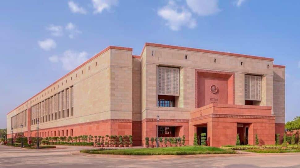 Security Breach At Parliament: Intruder Caught After Scaling Wall In New Delhi | Know What Happened Next