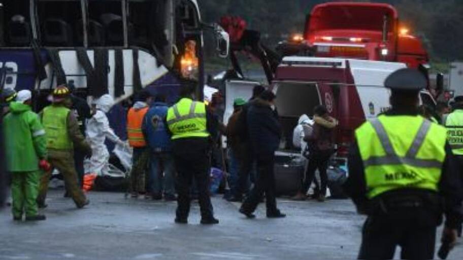 New York Tour Bus Crash: 5 Dead, Dozens Injured On Interstate 90 ...