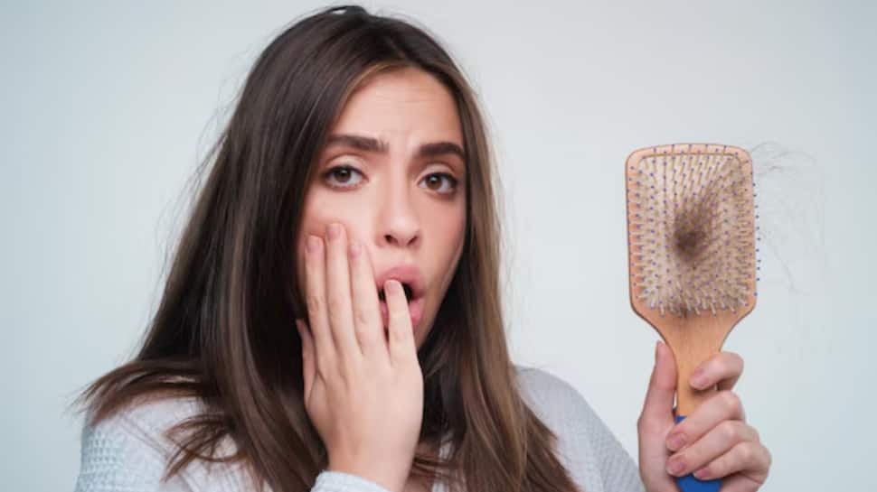 From Spinach To Berries: 8 Superfoods That Accelerate Hair Growth And Keep Hair Naturally Strong
