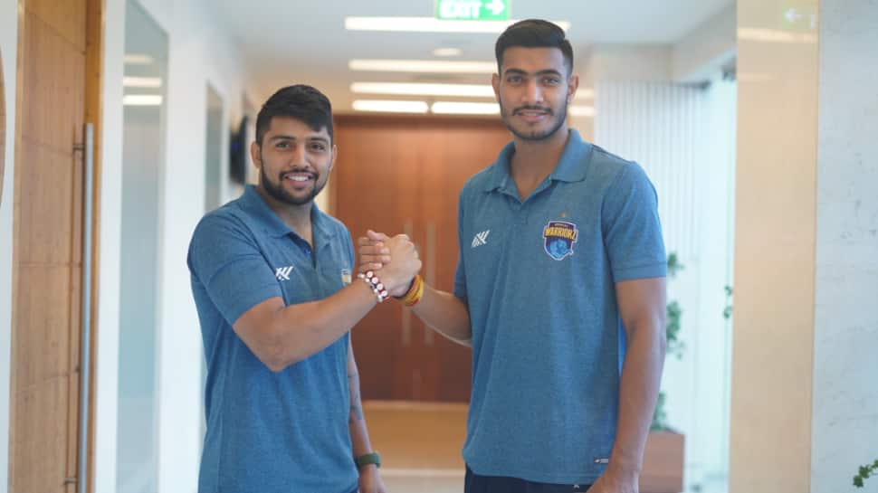 PKL 2025: बंगाल वारियरज़ ने डेवंक दलाल को सीजन 12 के कप्तान के रूप में नामित किया; पूर्ण उपकरण सत्यापित करें