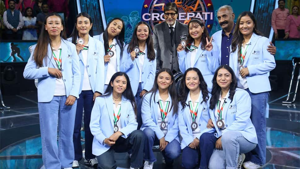 KBC 17 National Sports Day Special Episode: Amitabh Bachchan Honours Indian Women’s Ice Hockey Team
