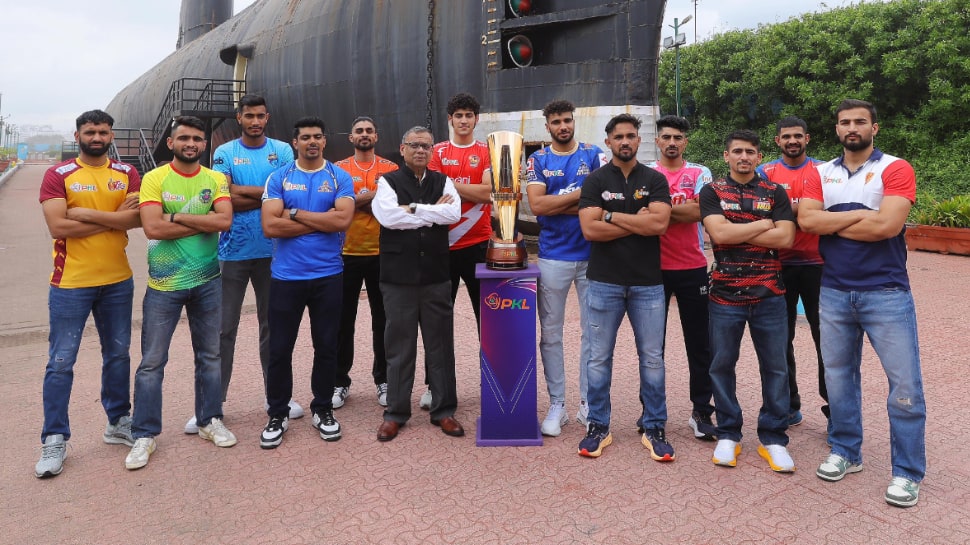 प्रो कबड्डी लीग के सीज़न 12 की शुरुआत नेशनल स्पोर्ट्स डे के साथ तेलुयू टाइटन्स बनाम तमिल थालावस क्लैश के साथ