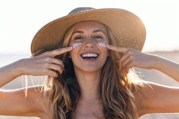Best Lightweight and Non-Greasy Sunscreens for Daily Use Best Lightweight and Non-Greasy Sunscreens for Daily Use