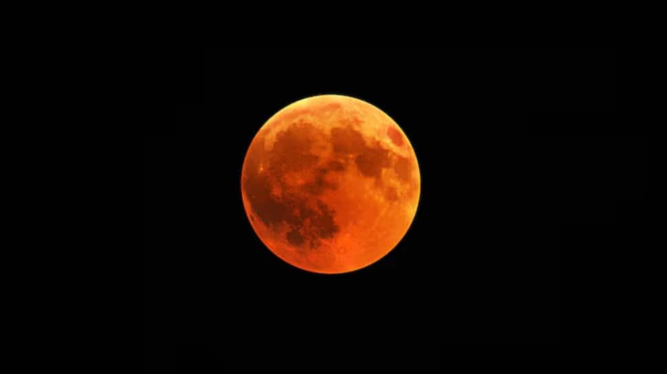 Total Lunar Eclipse 2025: India To Witness Rare ‘Blood Moon’ On THIS Date - Check Timings, Sutak Rules & Viewing Guide