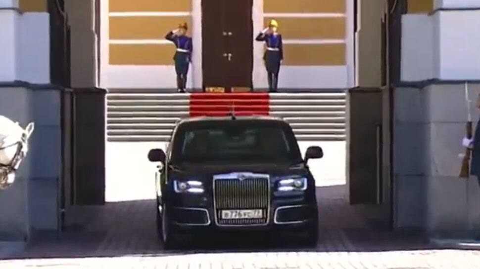 President Vladimir Putin's Aurus Senat Limousine: Special Drivers President Vladimir Putin's Limousine Car Price