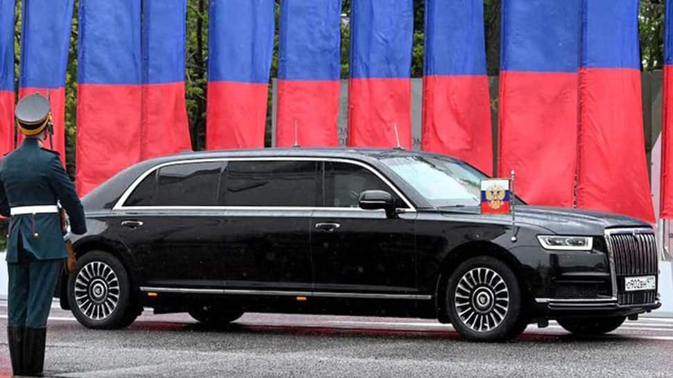 President Vladimir Putin's Aurus Senat Limousine Emergency Escape President Vladimir Putin's Limousine Car Price