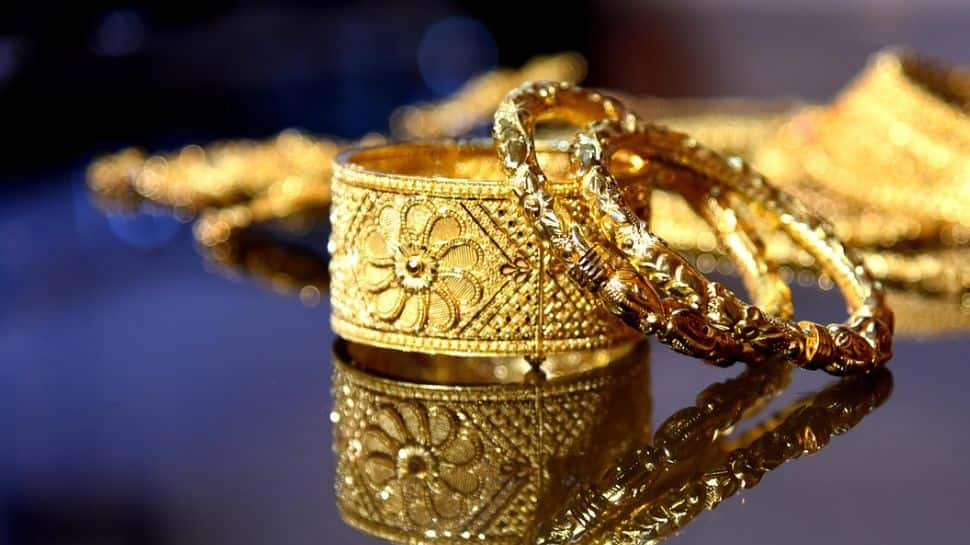 Gold Prices Surge Over Rs 6,000, Silver Soars Rs 10,000 In 30 Days Amid Global Uncertainties