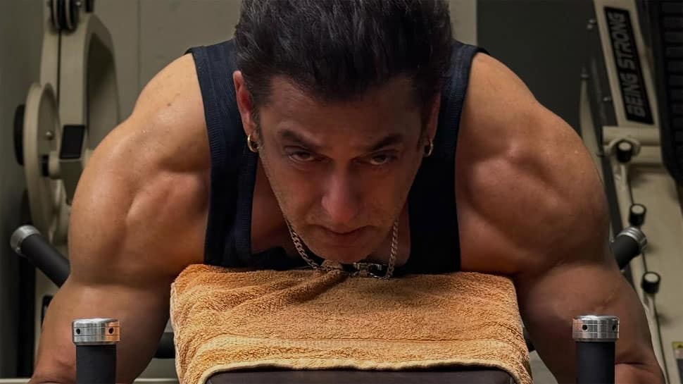 Salman Khan In Uniform, Bigg Boss 19 Host Kickstarts 'Battle Of Galwan' Shooting', Teases First On-Set Pic!