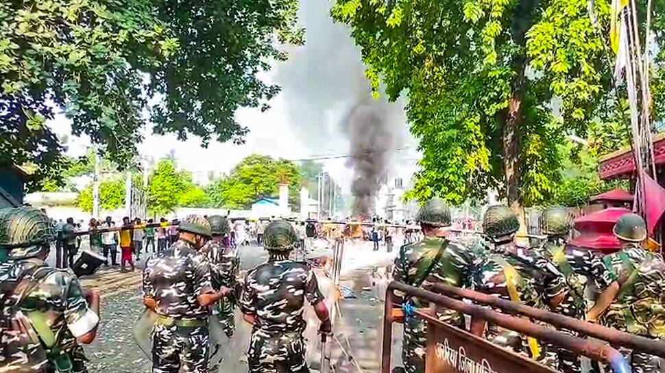 Nepal Unrest: UP Borders On High Alert; Helplines Set Up For Stranded Citizens As CM Yogi Adityanath Monitors Situation