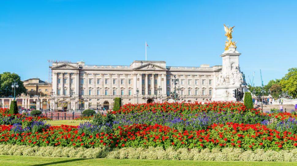 Buckingham Palace – The Heart of the Monarchy