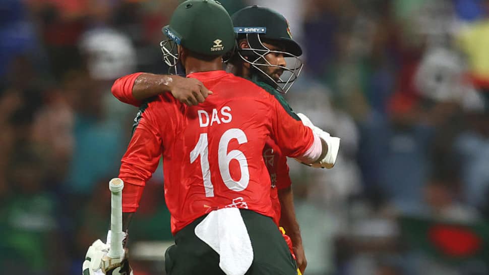बांग्लादेश 11 साल का इंतजार करता है, पहली बार T20I में हांगकांग को समाप्त करता है
