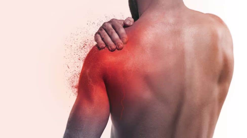 Why Shoulder Pain At Night Shouldn’t Be Ignored?