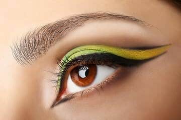 Best Graphic Eyeliners to Try at Myntra Big Fashion Festival