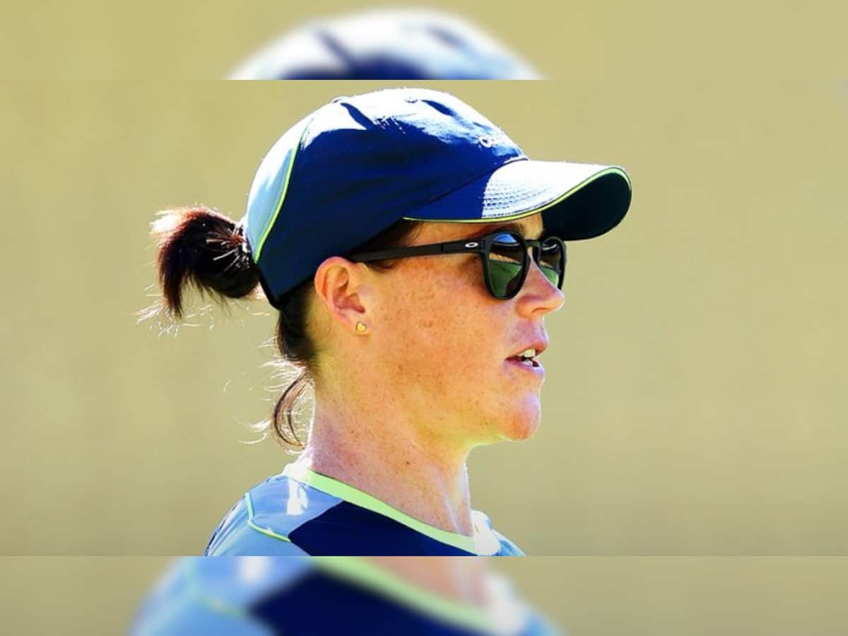 ऑस्ट्रेलिया के लिए महान झटका! स्टार के ऑल -स्ट्रेन ने ICC 2025 के ODI के ODI विश्व कप को खारिज कर दिया; अपने प्रतिस्थापन की जाँच करें