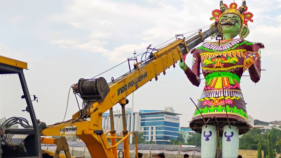 `Ravan Chale America`: How A 70-Year-Old Delhi Market Is Now Shipping Effigies To The USA, Canada