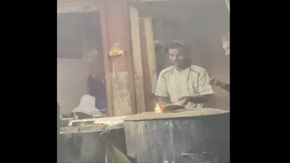 Caught On Camera: Customer Shocked To Find Hotel Worker Spitting On ...