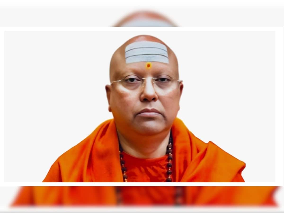 Chaitanyananda Saraswati FIR: Obscene Texts To Girls, CCTV In Girl`s Hostel And More - Disturbing Details Emerge In Molestation Case