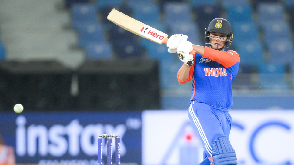 'Everyone Has A Weakness And...': Waqar Younis, Wasim Akram Share Crucial Tips for Pakistan Bowlers To Counter Abhishek Sharma In Asia Cup 2025 Final