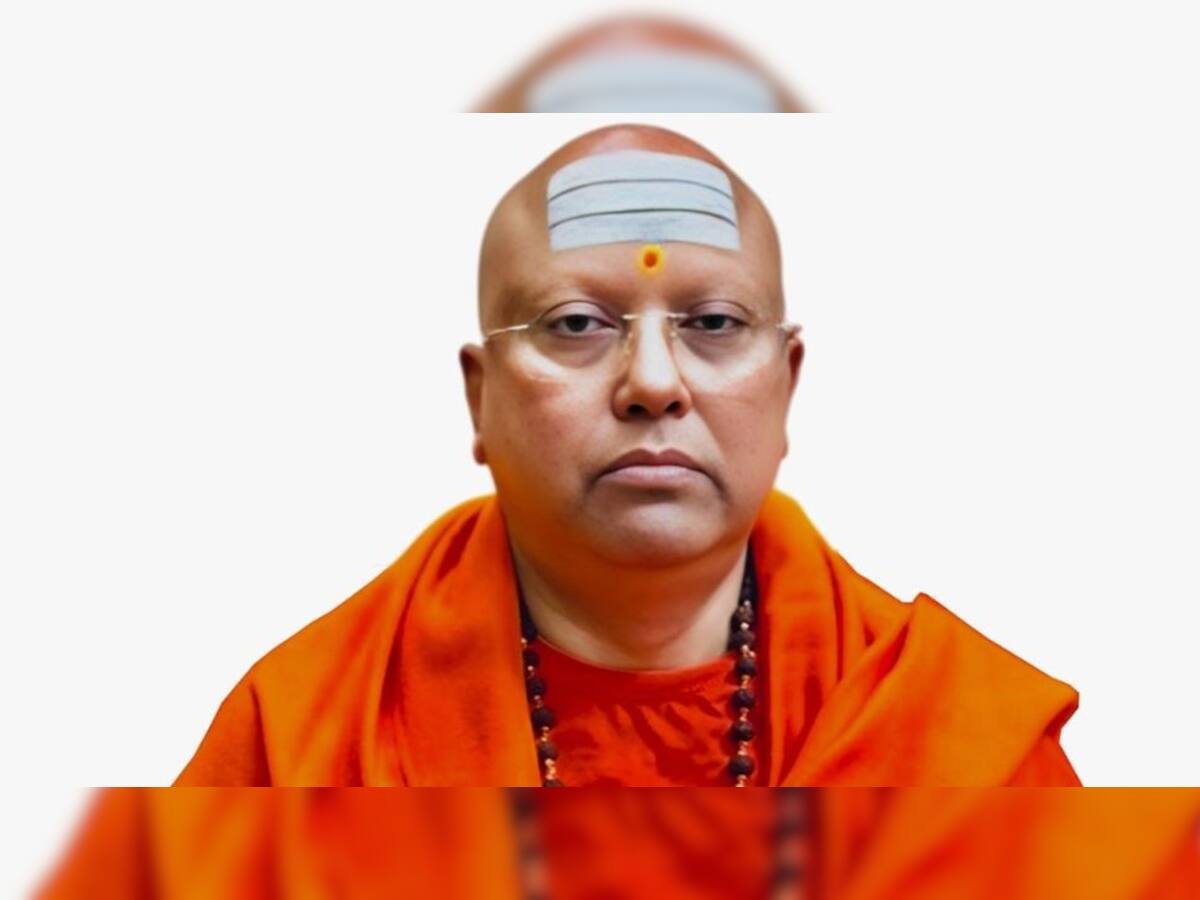 Delhi Police Recover Fake UN And BRICS Visiting Cards From Arrested Swami Chaitanyananda Saraswati