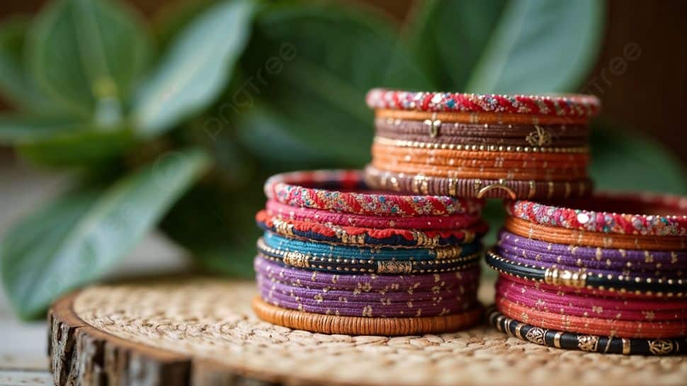 Navratri 2025 Kanya Pujan: 7 Best Gift Ideas To Delight Little Girls And  Make Kanjak Puja More Special | News | Zee News