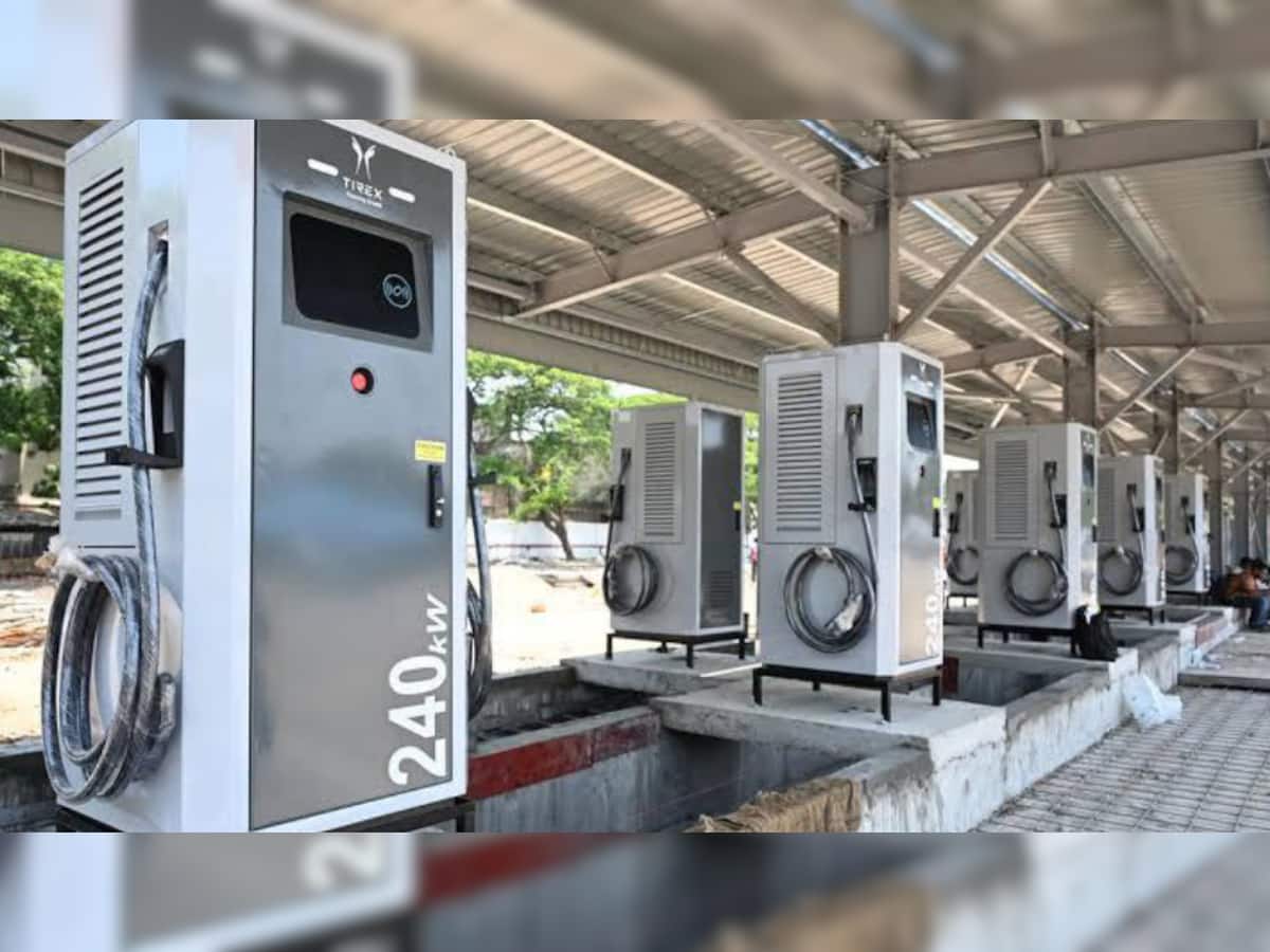 PM E-DRIVE: Centre Rolls Out Rs 2,000 Crore Subsidy Scheme For EV Charging Stations