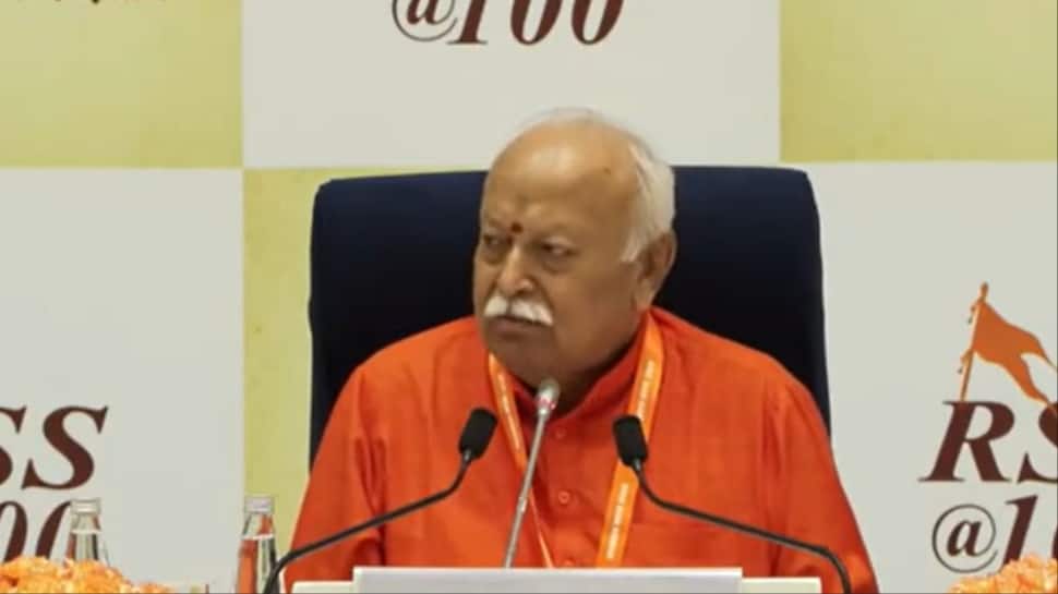 RSS Chief Mohan Bhagwat Slams US Tariffs, Backs Modi’s Call For Swadeshi Push