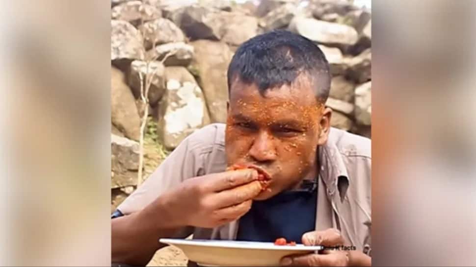 Viral Sensation: Meet Meghalaya Farmer Who Swallows 10kg Dried Chillies In One Sitting—Doesn't Blink, Doesn't Sweat | VIDEO Viral Sensation: Meet Meghalaya Farmer Who Swallows 10kg Dried Chillies In One Sitting—Doesn't Blink, Doesn't Sweat | VIDEO