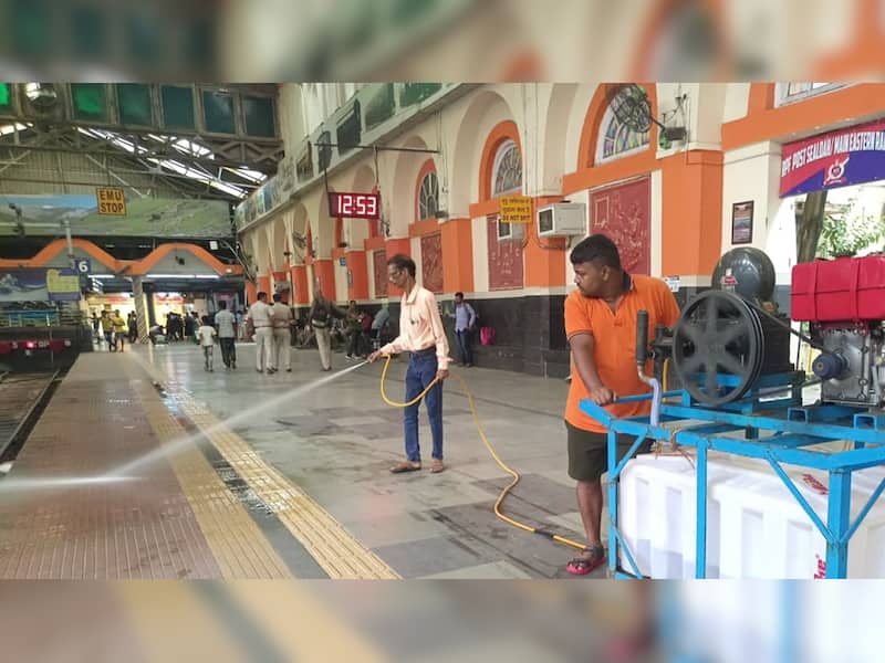 2. Sealdah Railway Station (Kolkata, West Bengal)