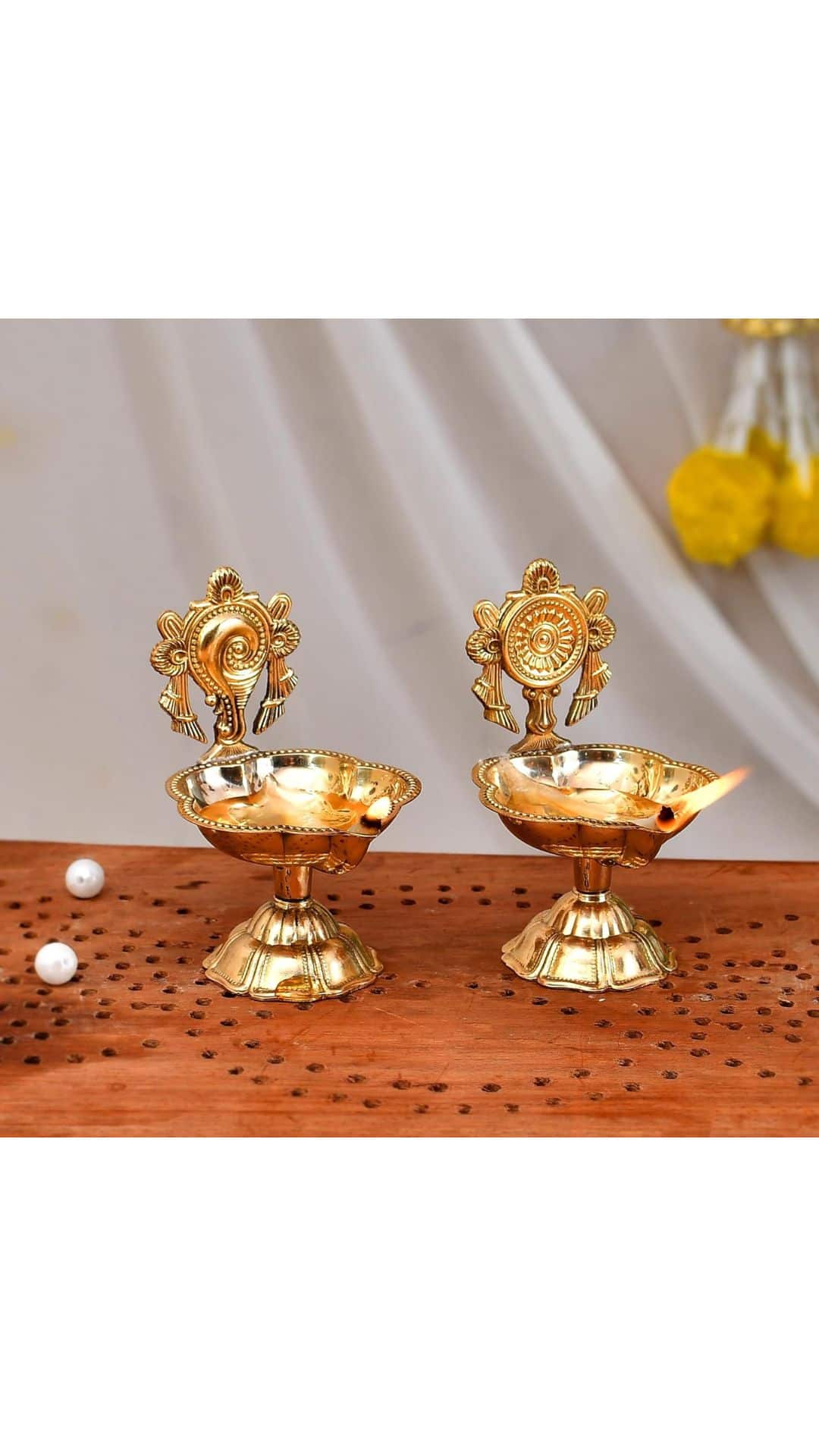 Craftvatika Brass Shanku Chakra Diya