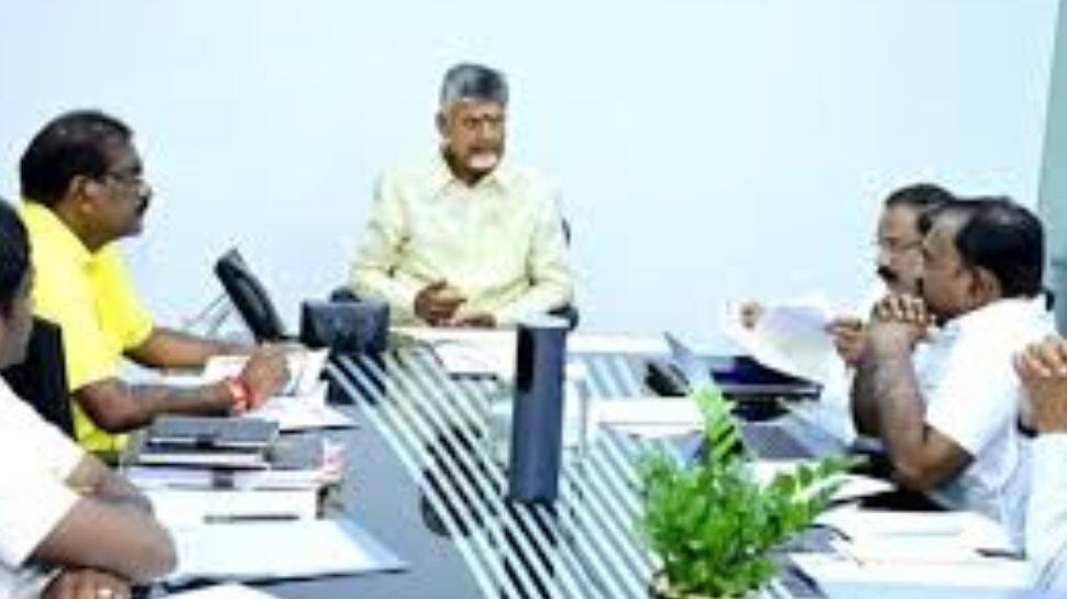 Comparison with Other Chief Ministers Comparison with Other Chief Ministers