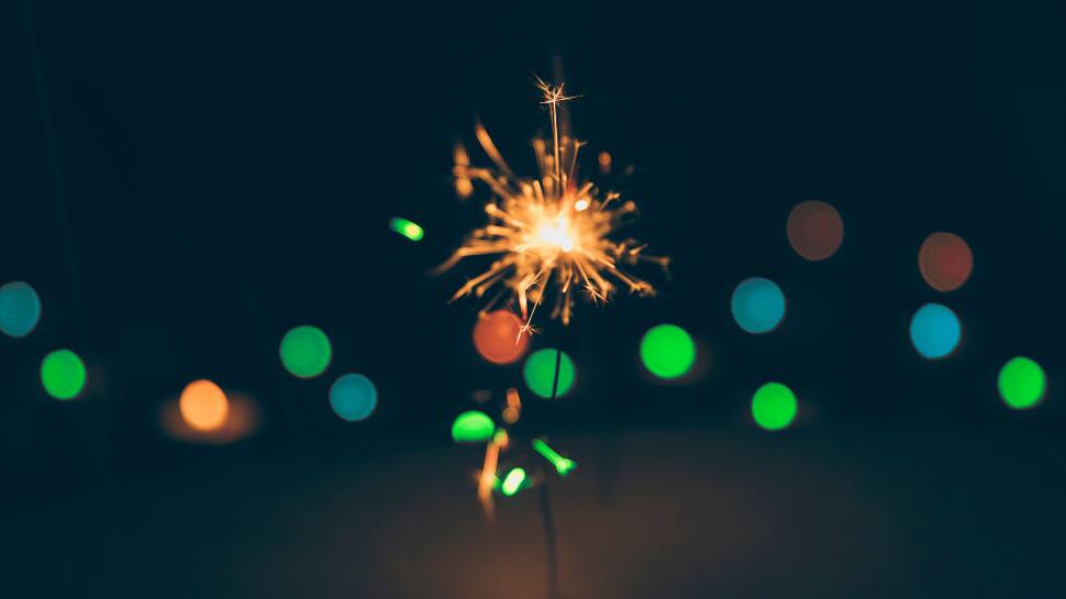 SC On Green Firecrackers 