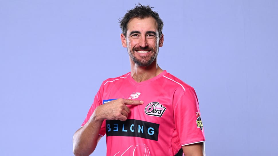 मिचेल स्टार्क 11 साल बाद 2025-26 बीबीएल सीज़न के लिए सिडनी सिक्सर्स में शामिल हुए