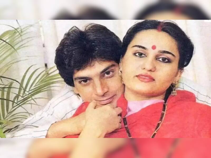 Mohsin Khan - Reena Roy