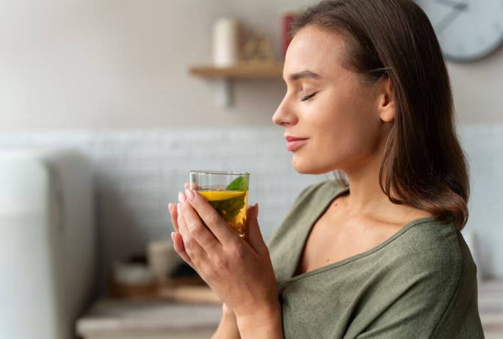 Diwali 2025, diwali food, Happy Diwali 2025, festive detox routine, healthy gut tips, glowing skin d