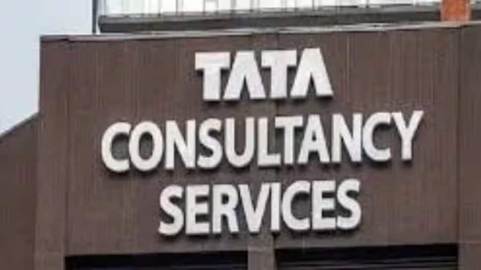 TCS Q2 Net Profit Falls 5% Sequentially To Rs 12,131 Crore TCS Q2 Net Profit Falls 5% Sequentially To Rs 12,131 Crore