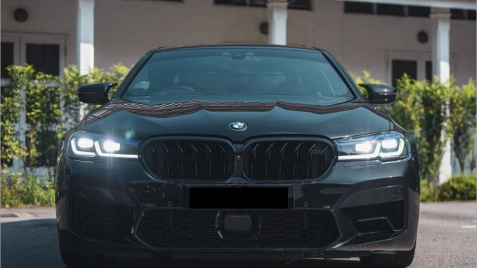 10. BMW M5 - The Performance Sedan