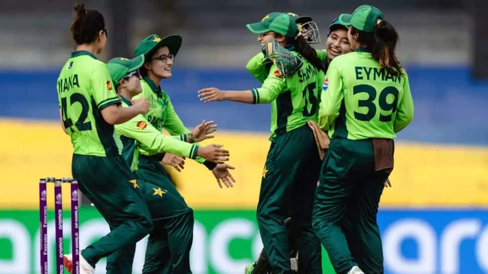 Pakistan – 0 Wins, 1 Point (Rain Washout)