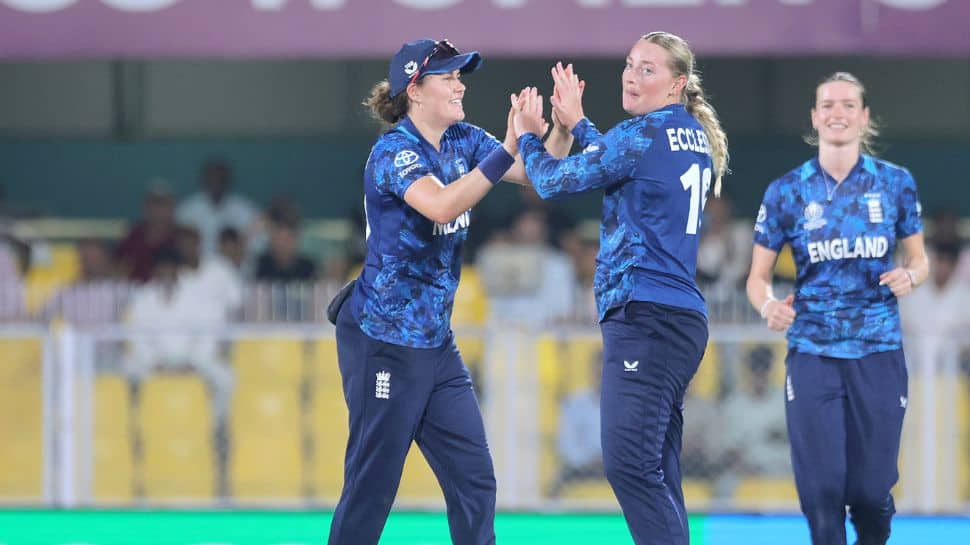 1. England (3 Wins, 7 Points)